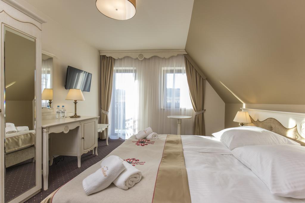 Carlina Hotel & Spa ビャウカ 部屋 写真